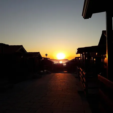 Paxarinas Kemping 2*